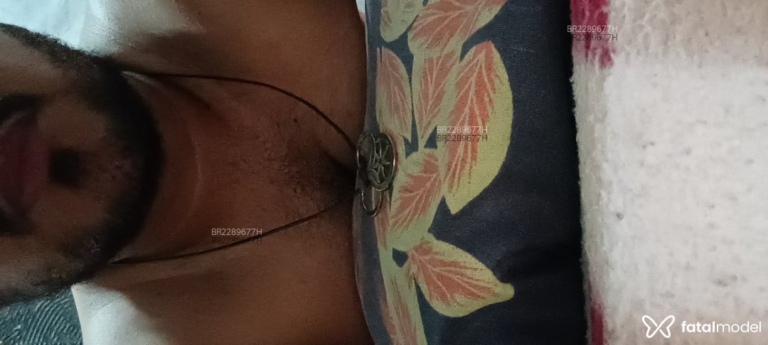 Acompanhante homem morena (o) de olhos castanhos - Ommar Acompanhante homem morena (o) de olhos castanhos - Ommar