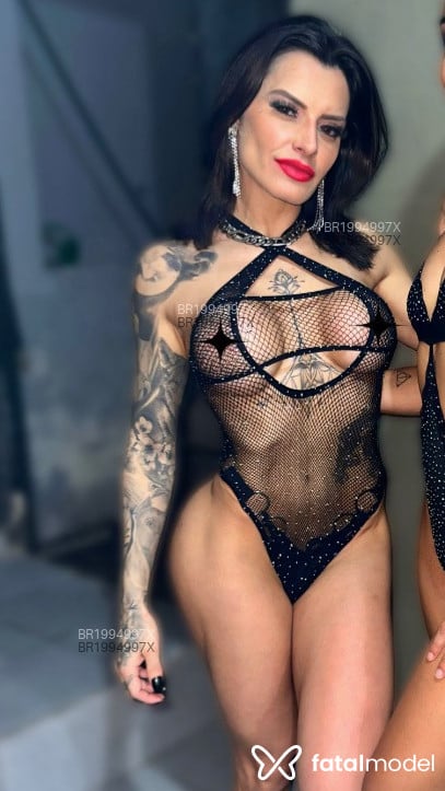 Acompanhante mulher morena (o) de olhos mel em São Paulo Acompanhante mulher morena (o) de olhos mel em São Paulo - Pryscilla Santos