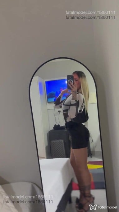 Acompanhante mulher loira (o) de olhos castanhos em Cascavel - Alice