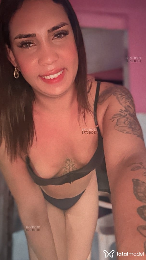 Acompanhante mulher trans loira (o) de olhos castanhos em Serra Talhada - Alissa