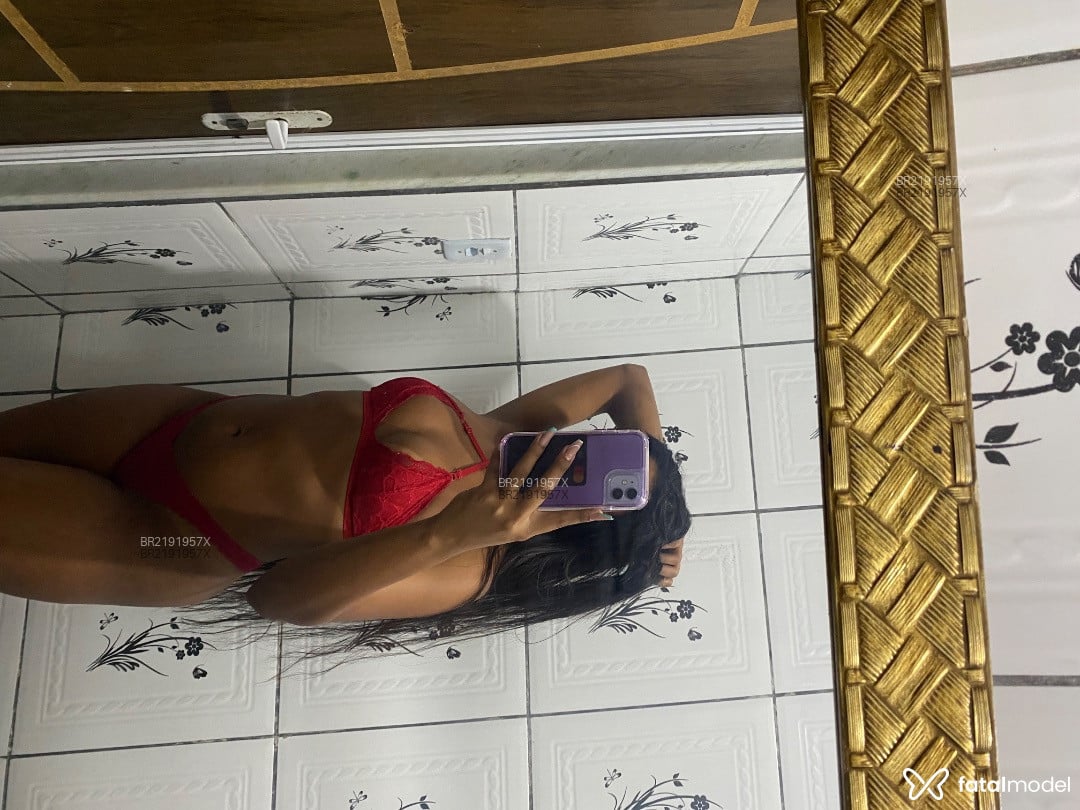 Acompanhante mulher morena (o) de olhos pretos em Rio de Janeiro - Lorrane