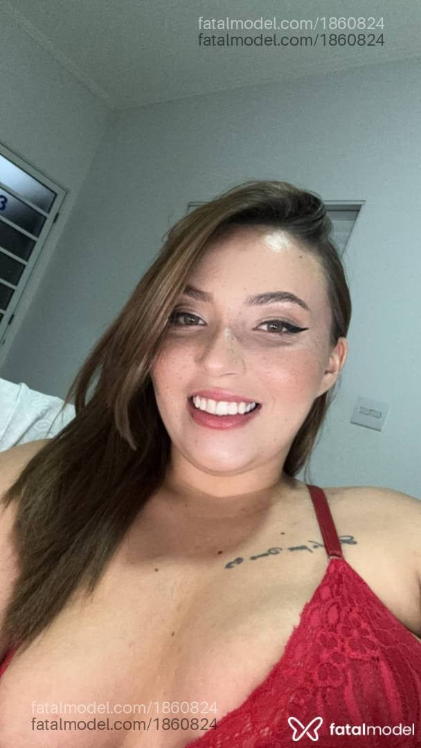 Acompanhante mulher com cabelo castanho de olhos verdes em São Carlos Acompanhante mulher com cabelo castanho de olhos verdes em São Carlos - Julia Souza