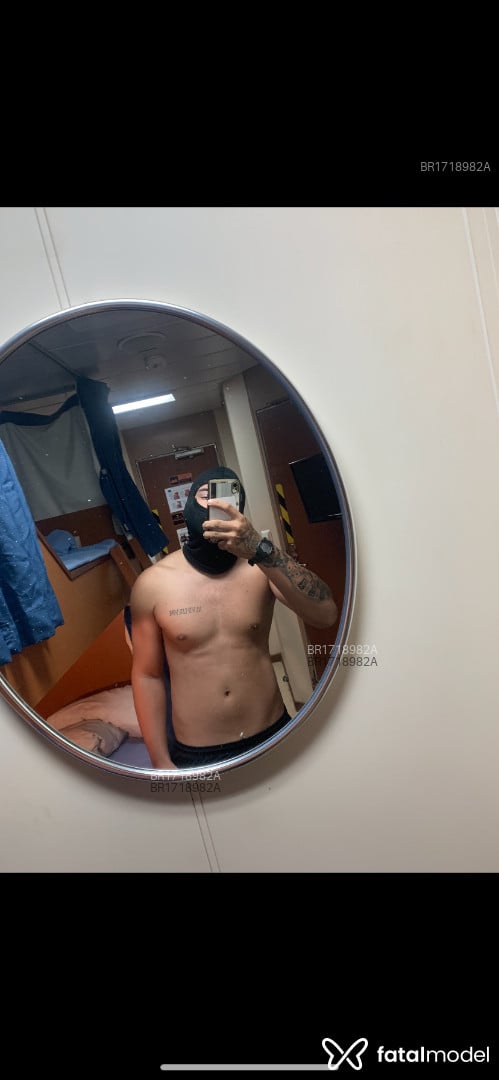 Acompanhante homem com cabelo castanho de olhos castanhos em Campos dos Goytacazes Acompanhante homem com cabelo castanho de olhos castanhos em Campos dos Goytacazes - Miquel Santos