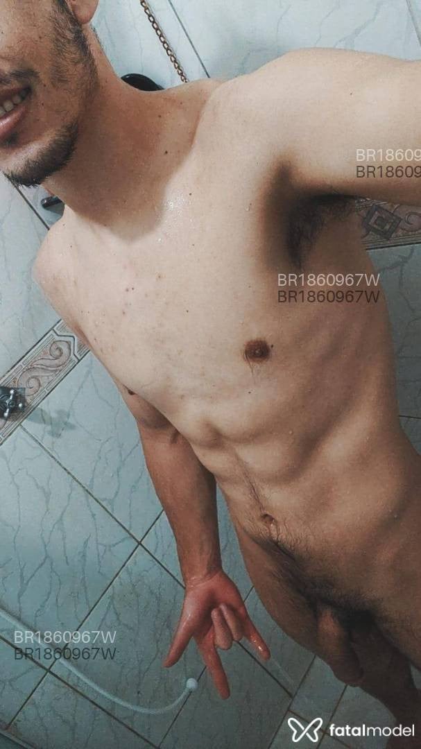 Acompanhante homem morena (o) de olhos castanhos em Passo Fundo - Jhon