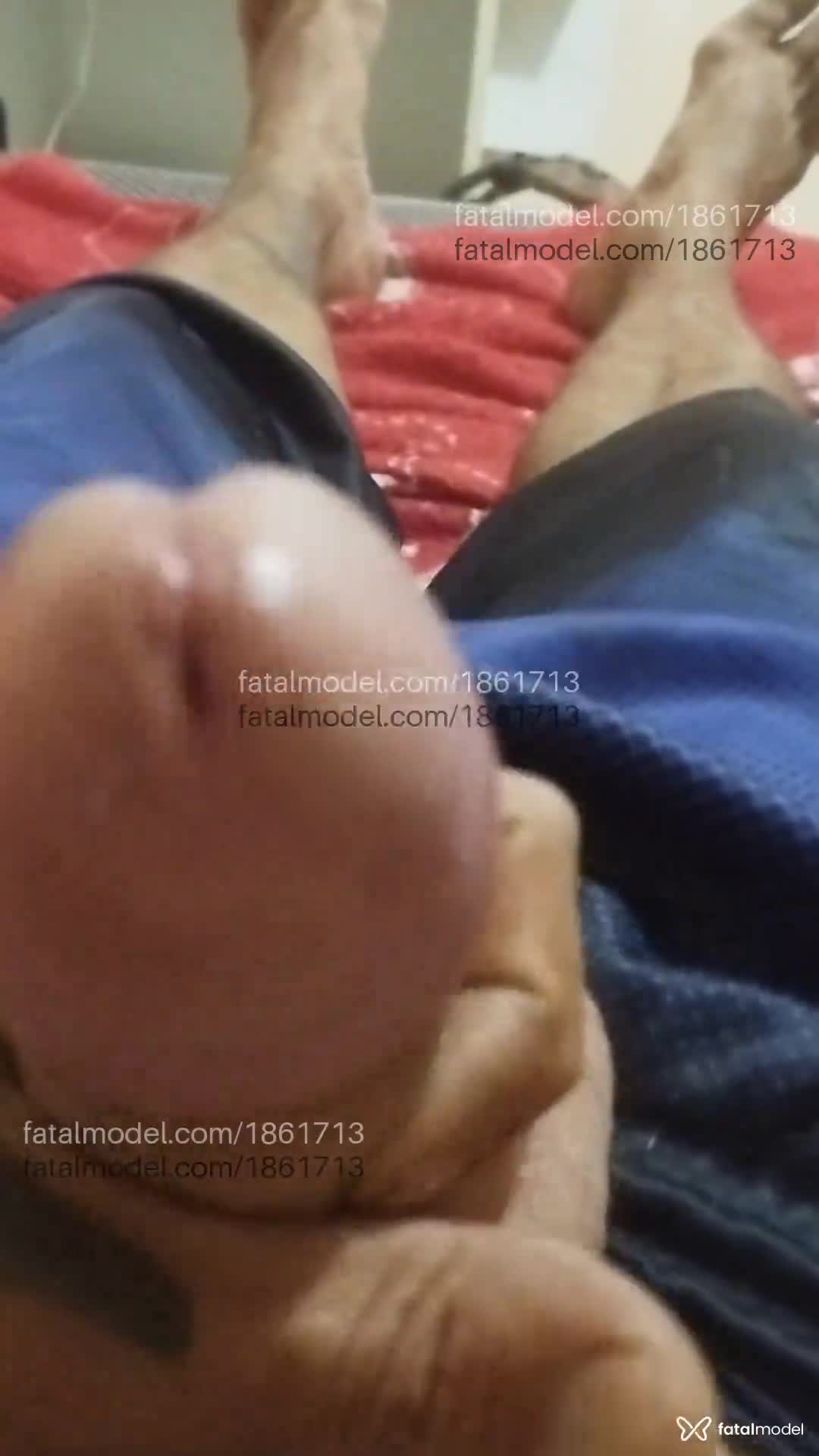 Acompanhante homem morena (o) de olhos castanhos em Canoas - Gabriel
