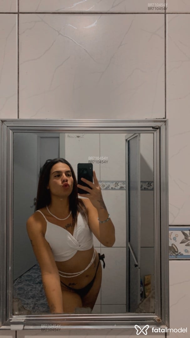 Acompanhante mulher trans morena (o) de olhos castanhos em Ponta Grossa - Ary Morreto