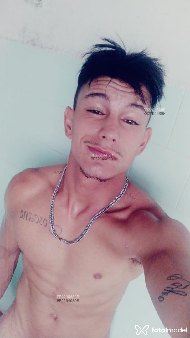 Acompanhante homem com cabelo castanho de olhos castanhos em São Carlos Acompanhante homem com cabelo castanho de olhos castanhos em São Carlos - Fabinho
