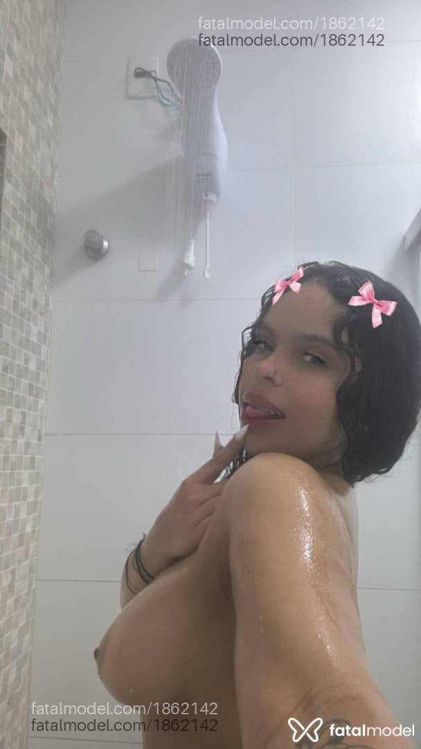 Acompanhante mulher morena (o) de olhos castanhos - Stephanie Santéz