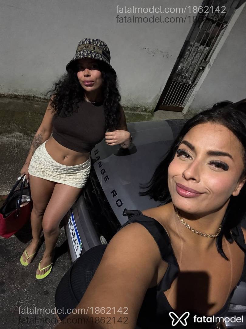 Acompanhante mulher morena (o) de olhos castanhos - Stephanie Santéz