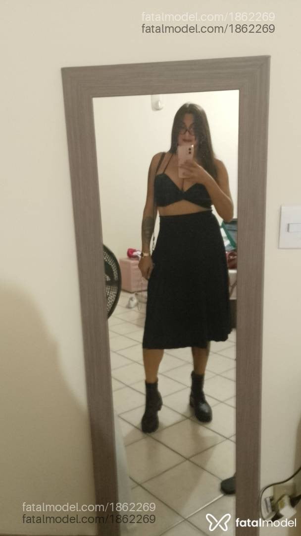 Acompanhante mulher com cabelo castanho de olhos castanhos em Botucatu Acompanhante mulher com cabelo castanho de olhos castanhos em Botucatu - Bianca