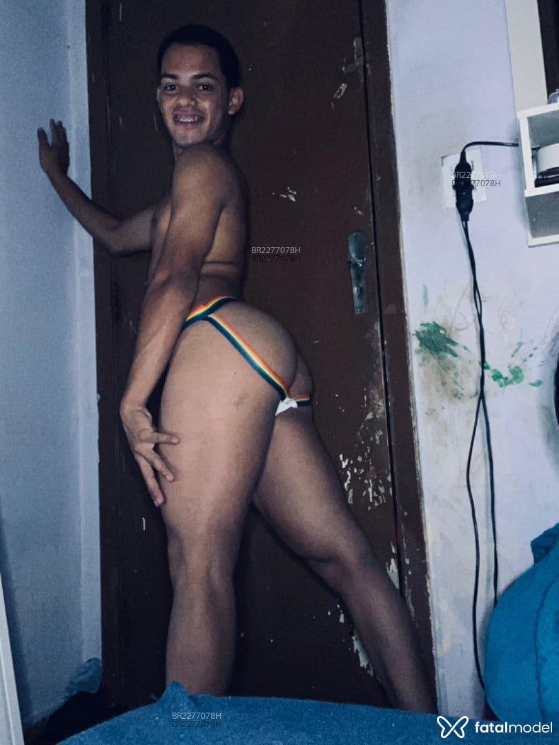 Acompanhante homem com cabelo castanho de olhos castanhos em Ribeirão Preto - Gustavo