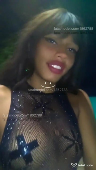 Acompanhante mulher trans com cabelo castanho de olhos pretos em Itaquaquecetuba Acompanhante mulher trans com cabelo castanho de olhos pretos em Itaquaquecetuba - Angelzinha