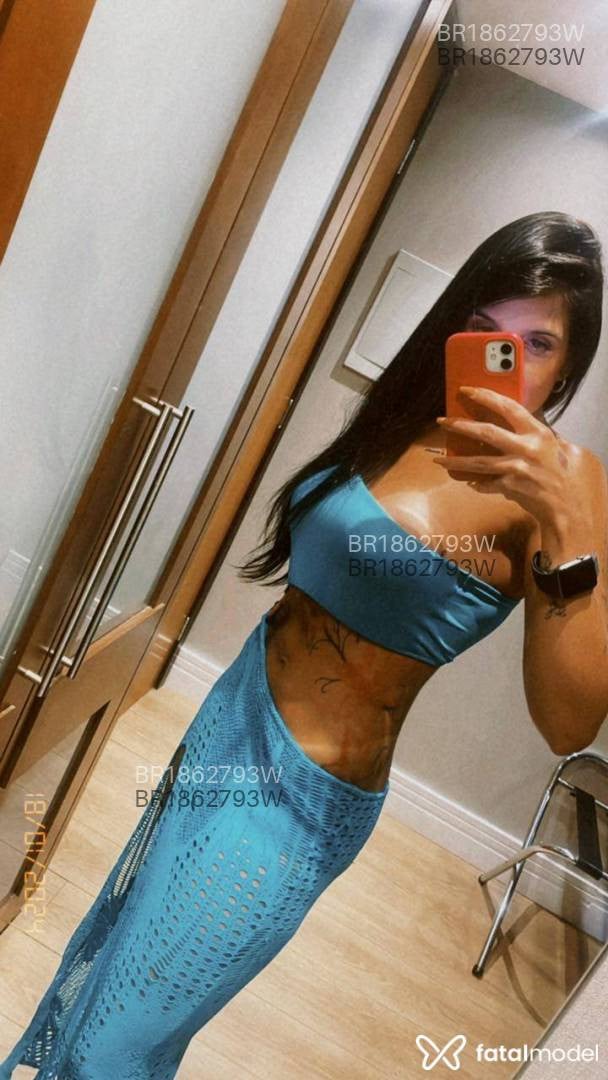 Acompanhante mulher morena (o) de olhos castanhos em São Paulo Acompanhante mulher morena (o) de olhos castanhos em São Paulo - Letícia Braga
