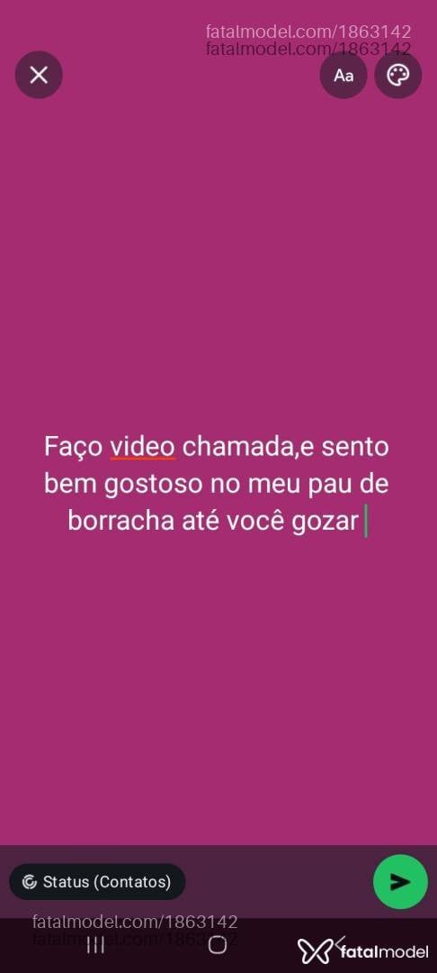 Acompanhante mulher com cabelo castanho de olhos castanhos - Letícia