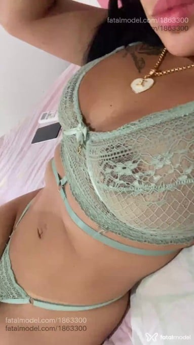 Acompanhante mulher com cabelo castanho de olhos castanhos em Sinop - Beatriz Noru