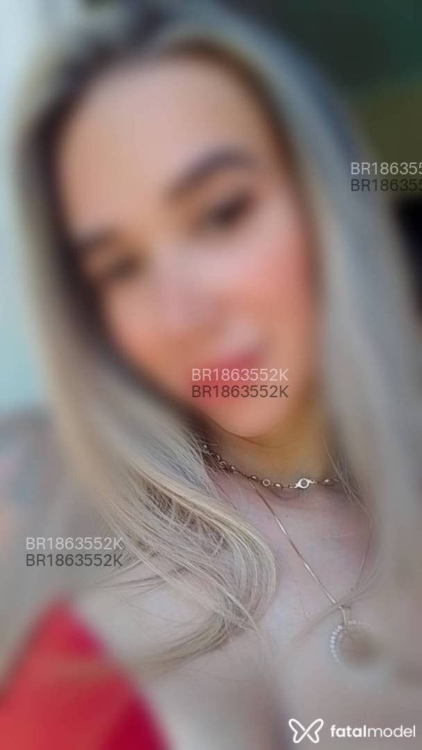 Acompanhante mulher loira (o) de olhos castanhos em Rio do Sul - Leona