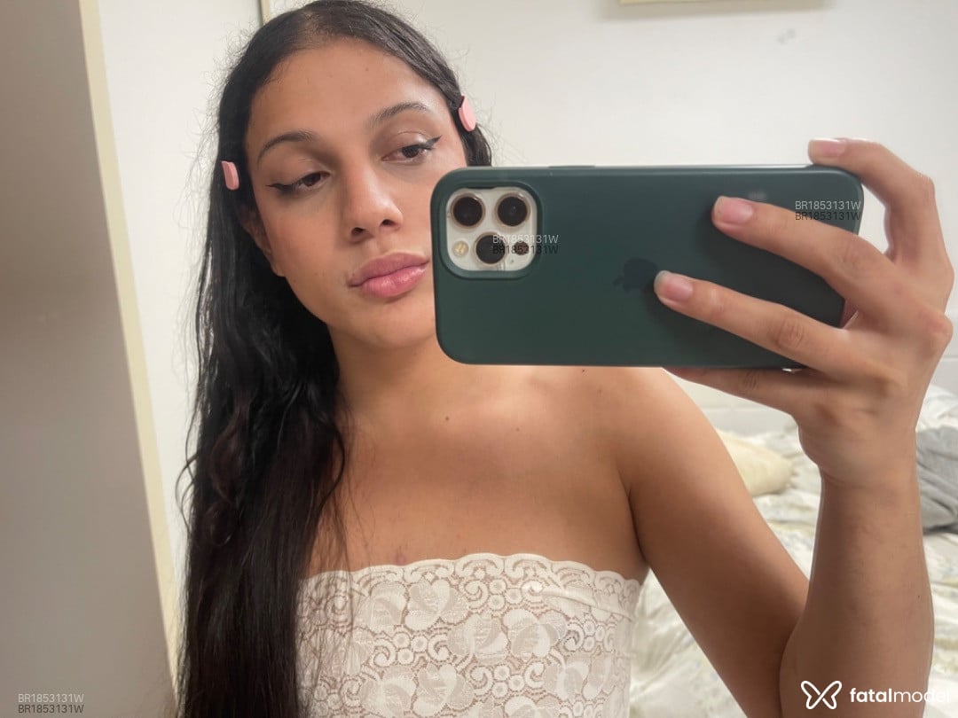 Acompanhante mulher trans morena (o) de olhos castanhos em Vitória - Lola Lins