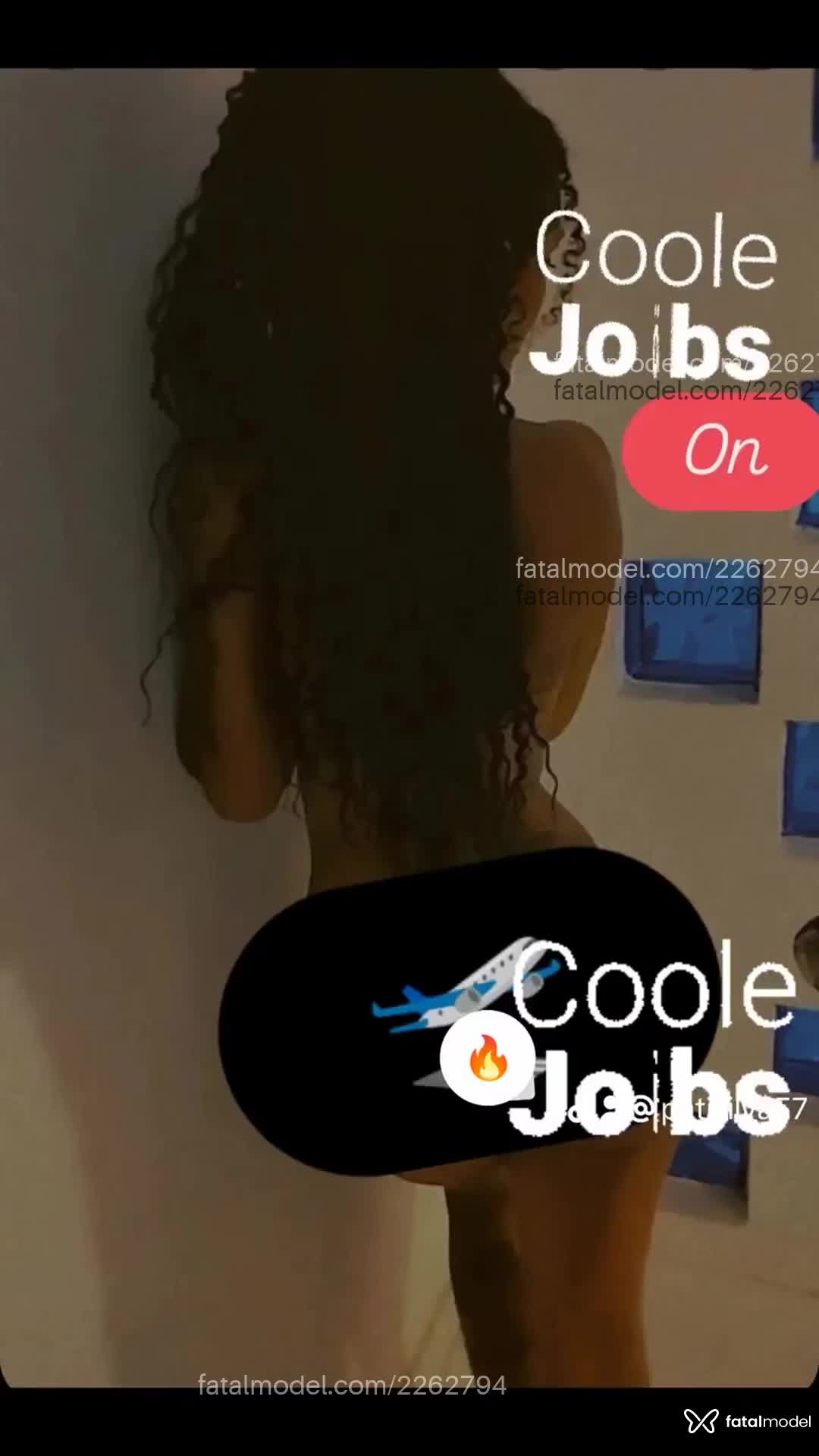 Acompanhante mulher com cabelo castanho de olhos mel em Maceió - Tatuadaoficil