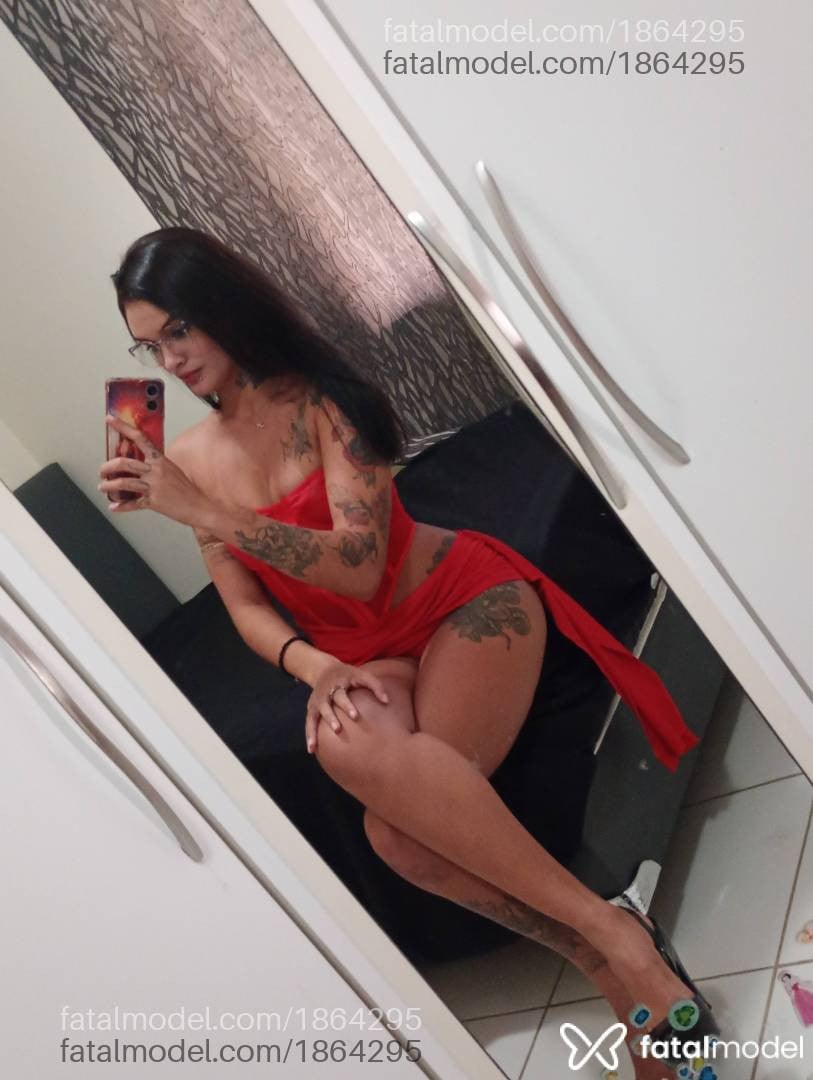 Acompanhante mulher morena (o) de olhos castanhos em Taubaté Acompanhante mulher morena (o) de olhos castanhos em Taubaté - Anna