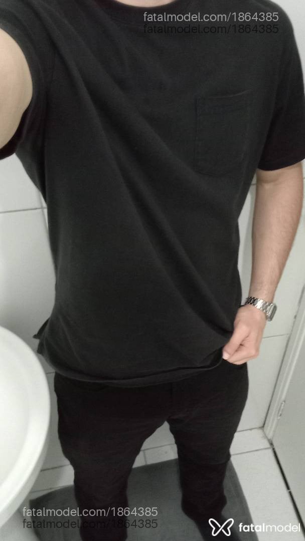 Acompanhante homem com cabelo castanho de olhos castanhos - Alexis Canaris