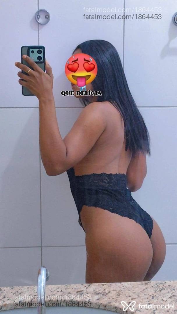 Acompanhante mulher morena (o) de olhos pretos em Capelinha - Flávia