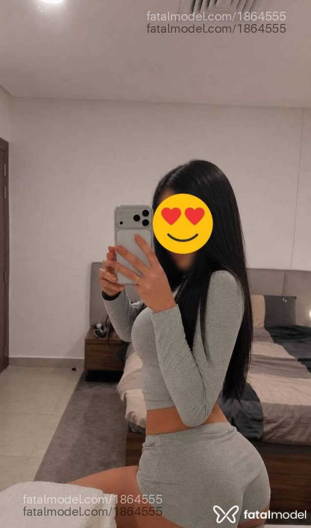 Acompanhante mulher morena (o) de olhos castanhos - Júlia