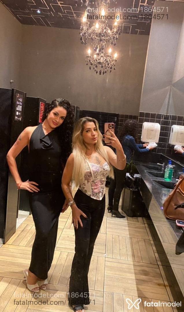Acompanhante mulher com cabelo castanho de olhos castanhos em Cuiabá - Dessa