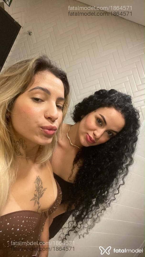 Acompanhante mulher com cabelo castanho de olhos castanhos em Cuiabá - Dessa