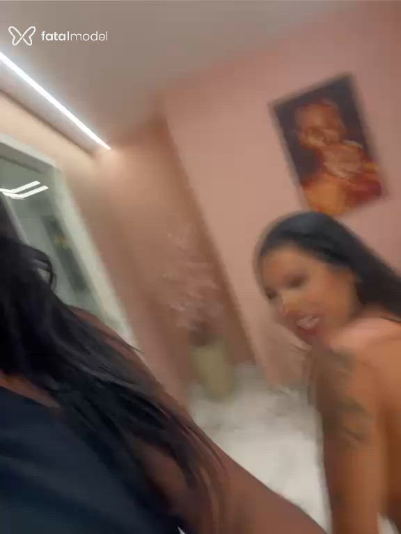 Acompanhante mulher morena (o) de olhos castanhos - Amanda