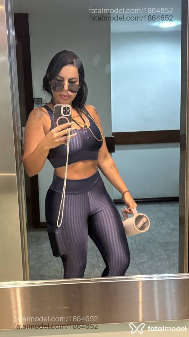 Acompanhante mulher morena (o) de olhos castanhos - Amanda