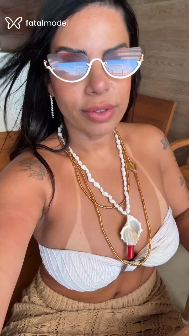 Acompanhante mulher morena (o) de olhos castanhos - Amanda Acompanhante mulher morena (o) de olhos castanhos - Amanda
