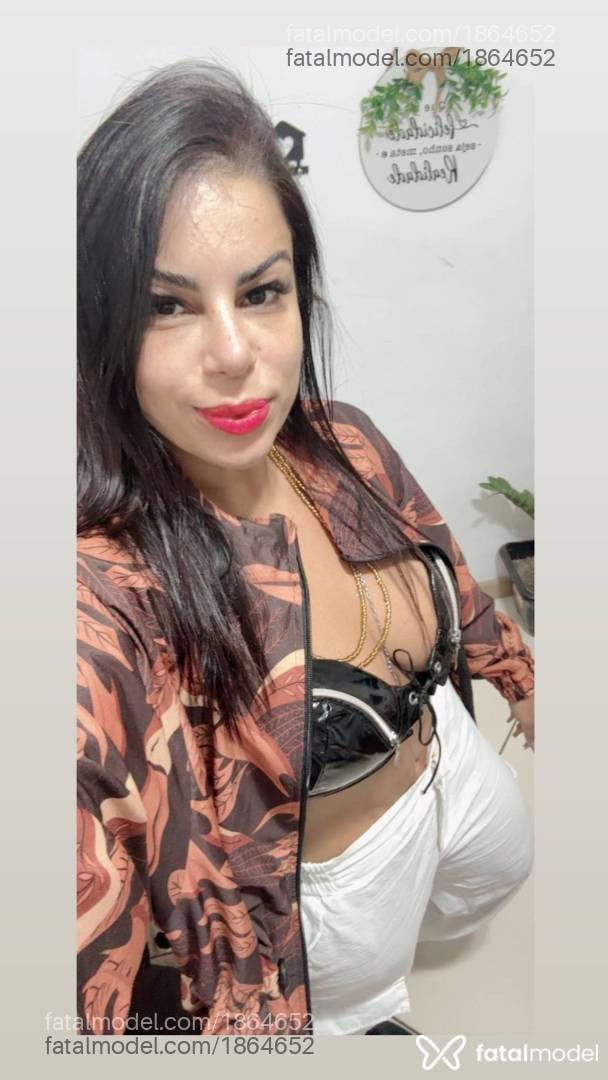 Acompanhante mulher morena (o) de olhos castanhos - Amanda