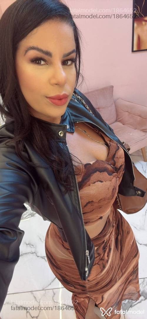 Acompanhante mulher morena (o) de olhos castanhos - Amanda