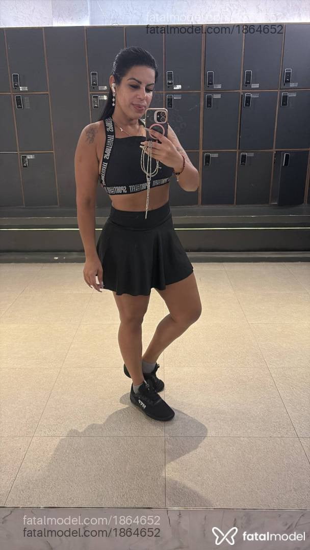 Acompanhante mulher morena (o) de olhos castanhos - Amanda