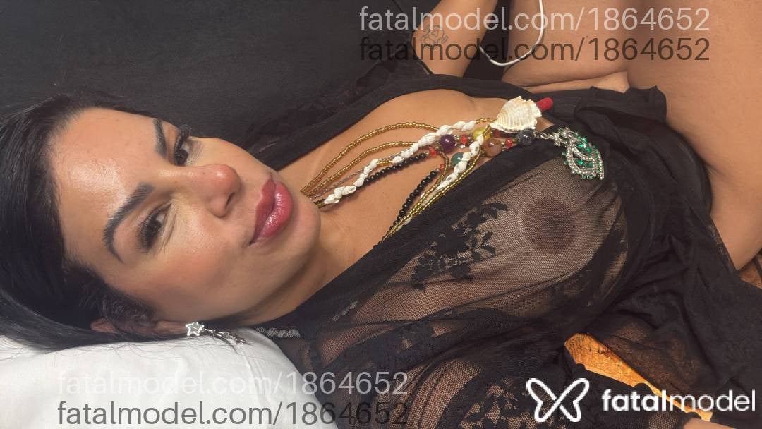 Acompanhante mulher morena (o) de olhos castanhos - Amanda