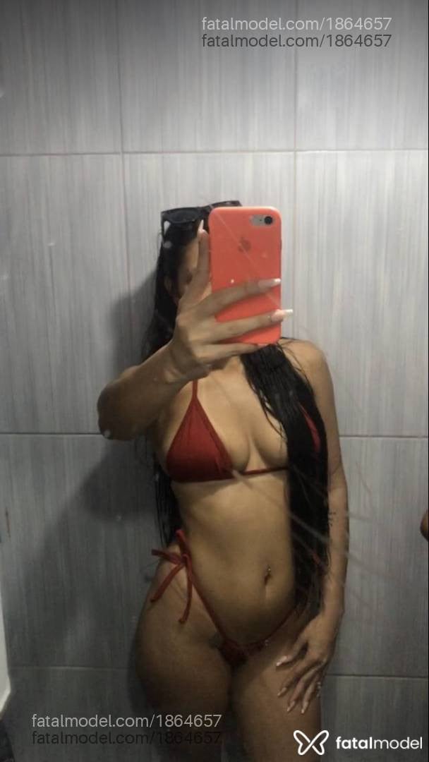 Acompanhante mulher morena (o) de olhos pretos em Rio das Ostras - Emilly