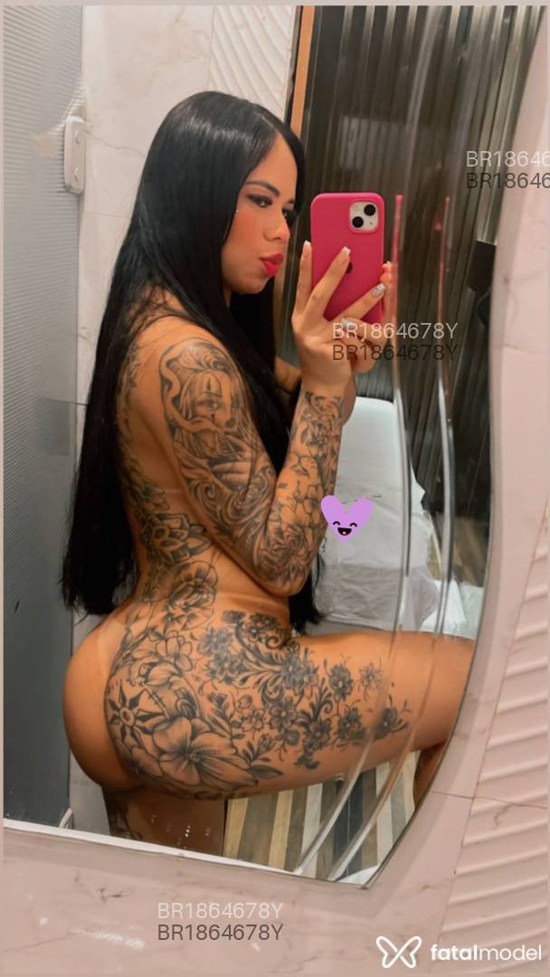 Acompanhante mulher morena (o) de olhos castanhos em São Paulo - Nicole