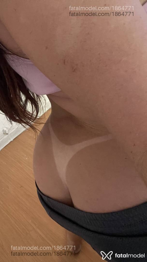 Acompanhante mulher com cabelo castanho de olhos pretos em Rio de Janeiro Acompanhante mulher com cabelo castanho de olhos pretos em Rio de Janeiro - Vitoria
