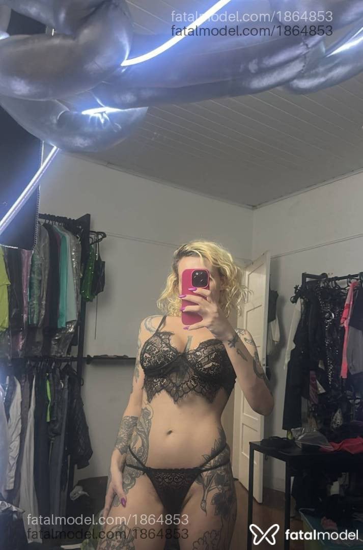 Acompanhante mulher loira (o) de olhos azuis em São Paulo - Gio Lovlace