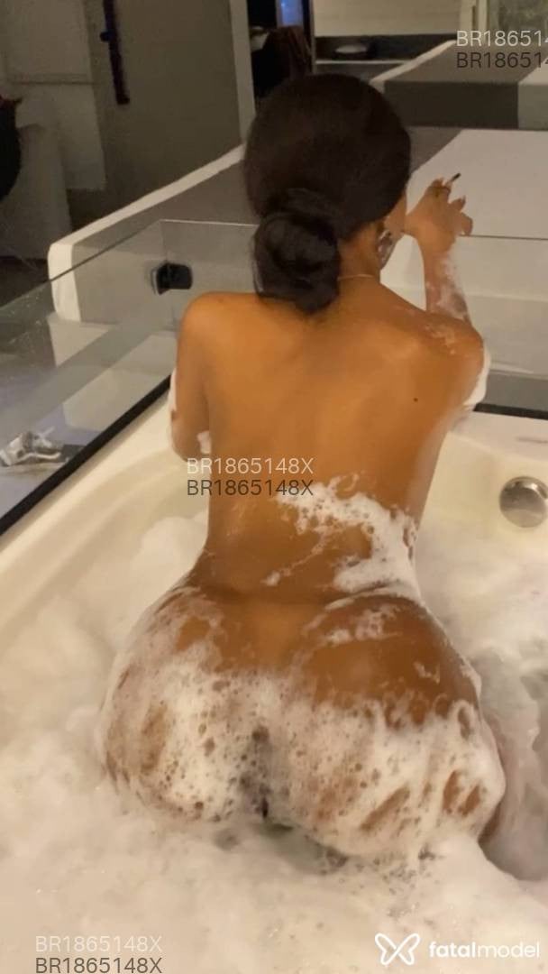 Acompanhante mulher morena (o) de olhos castanhos em São Paulo - Kauh