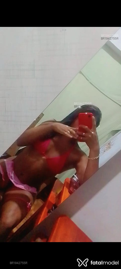 Acompanhante mulher trans morena (o) de olhos pretos em Araputanga - Anna TZ