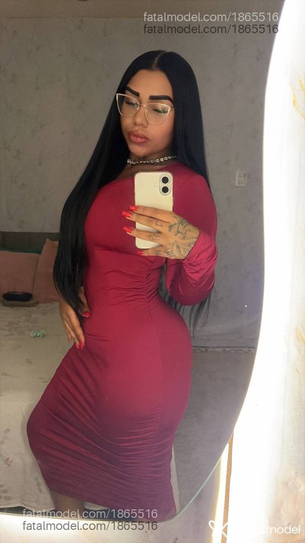 Acompanhante mulher morena (o) de olhos pretos em Rio Claro - Scarlat