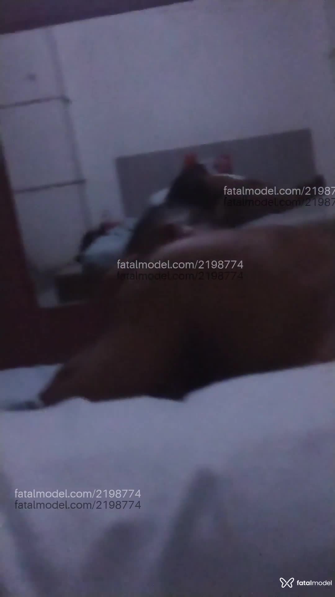 Acompanhante mulher morena (o) de olhos castanhos em Salvador - Preta