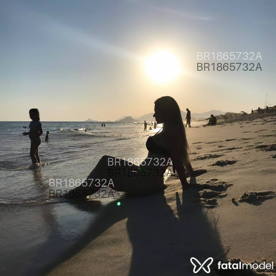 Acompanhante mulher loira (o) de olhos mel em Rio de Janeiro - Mirella Rios