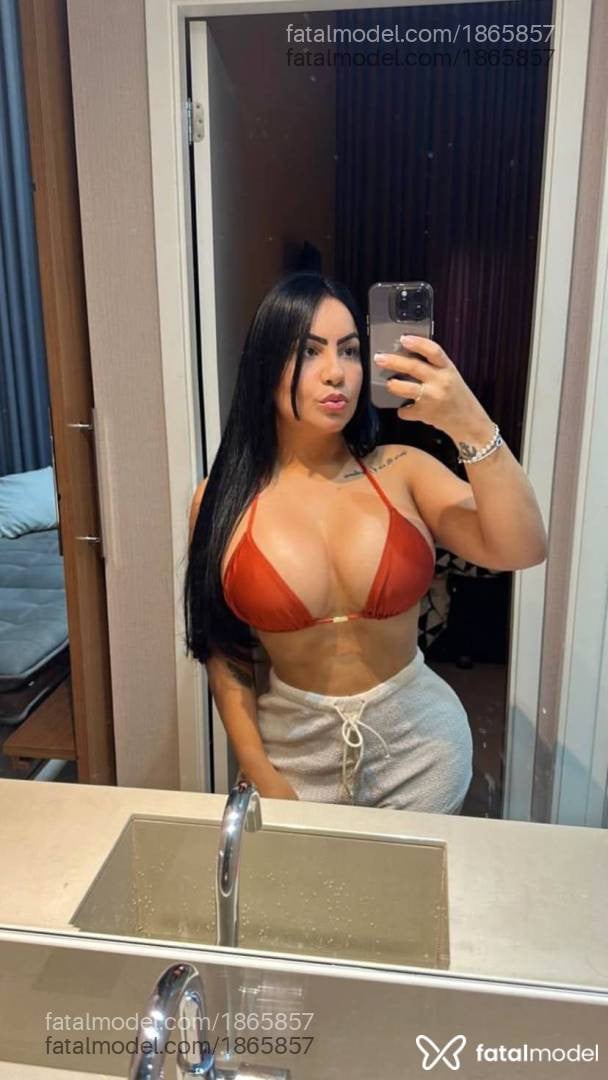 Acompanhante mulher morena (o) de olhos castanhos - Lorena Ferraz