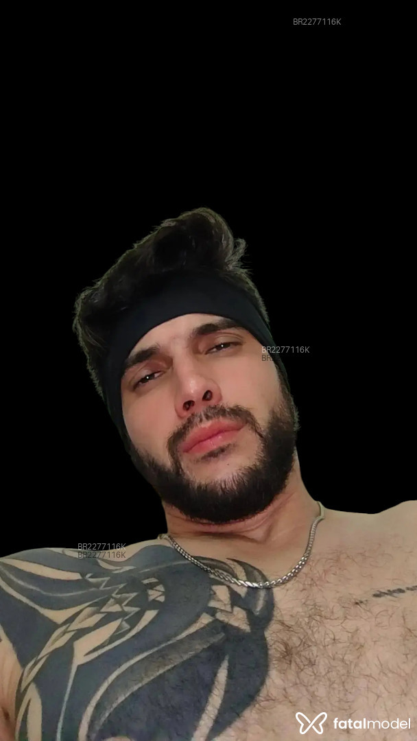 Acompanhante homem com cabelo castanho de olhos castanhos - Bruno Rocha