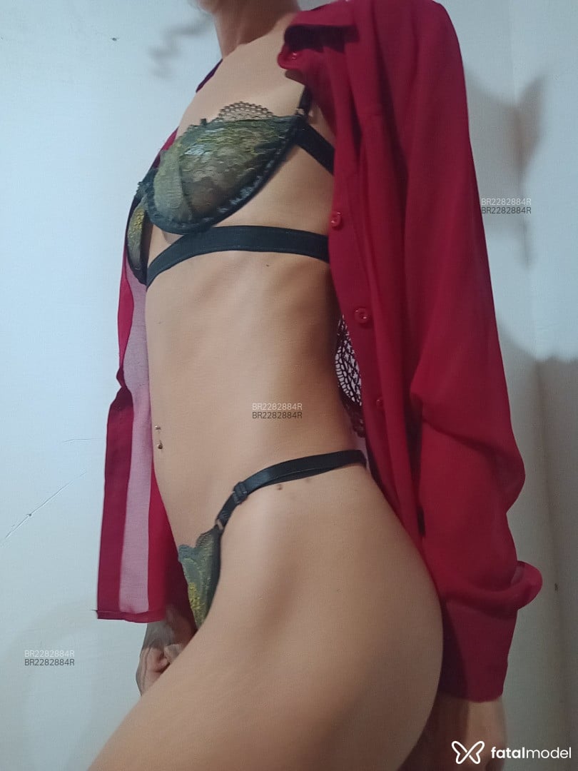 Acompanhante mulher com cabelo castanho de olhos castanhos em Porto Alegre - Biana Lusso