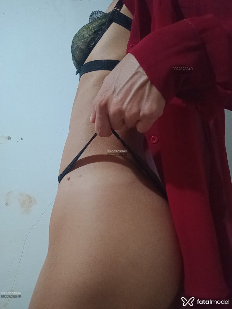 Acompanhante mulher com cabelo castanho de olhos castanhos em Porto Alegre - Biana Lusso