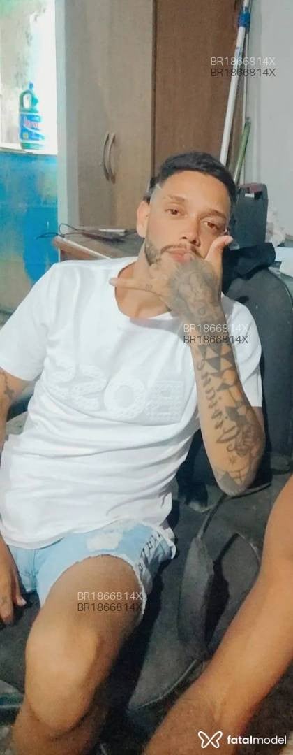 Acompanhante homem morena (o) de olhos mel em Duque de Caxias - Gomes