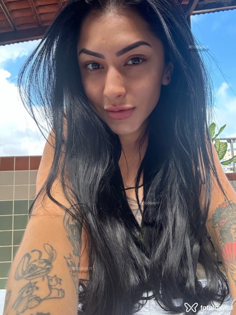 Acompanhante mulher morena (o) de olhos pretos em Curitiba Acompanhante mulher morena (o) de olhos pretos em Curitiba - Jade Lins
